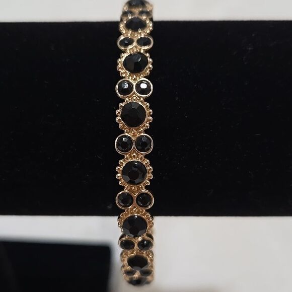 Black and Gold Bangle Bracelet - Picture 3 of 3